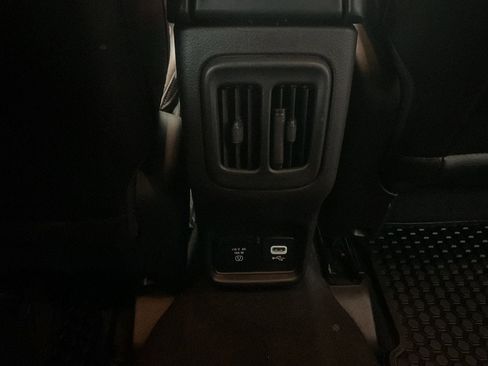 Used 2019 Jeep Compass Trailhawk AWD/4WD image 11