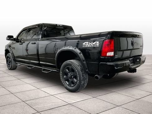 Used 2017 RAM 2500 Big Horn w/ Black Appearance Group AWD/4WD image 11