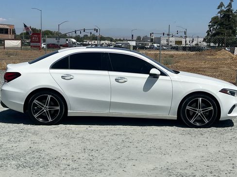 Used 2021 Mercedes-Benz A 220 image 9