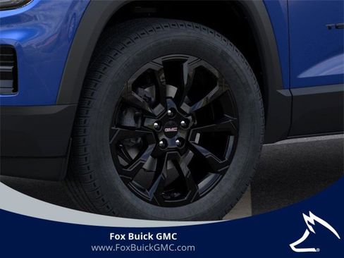 Used 2026 GMC Terrain Elevation w/ Elevation Premium Package image 9