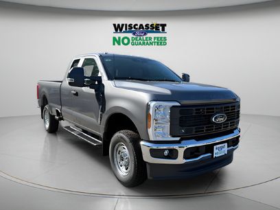 New 2026 Ford F250 XL w/ FX4 Off-Road Package