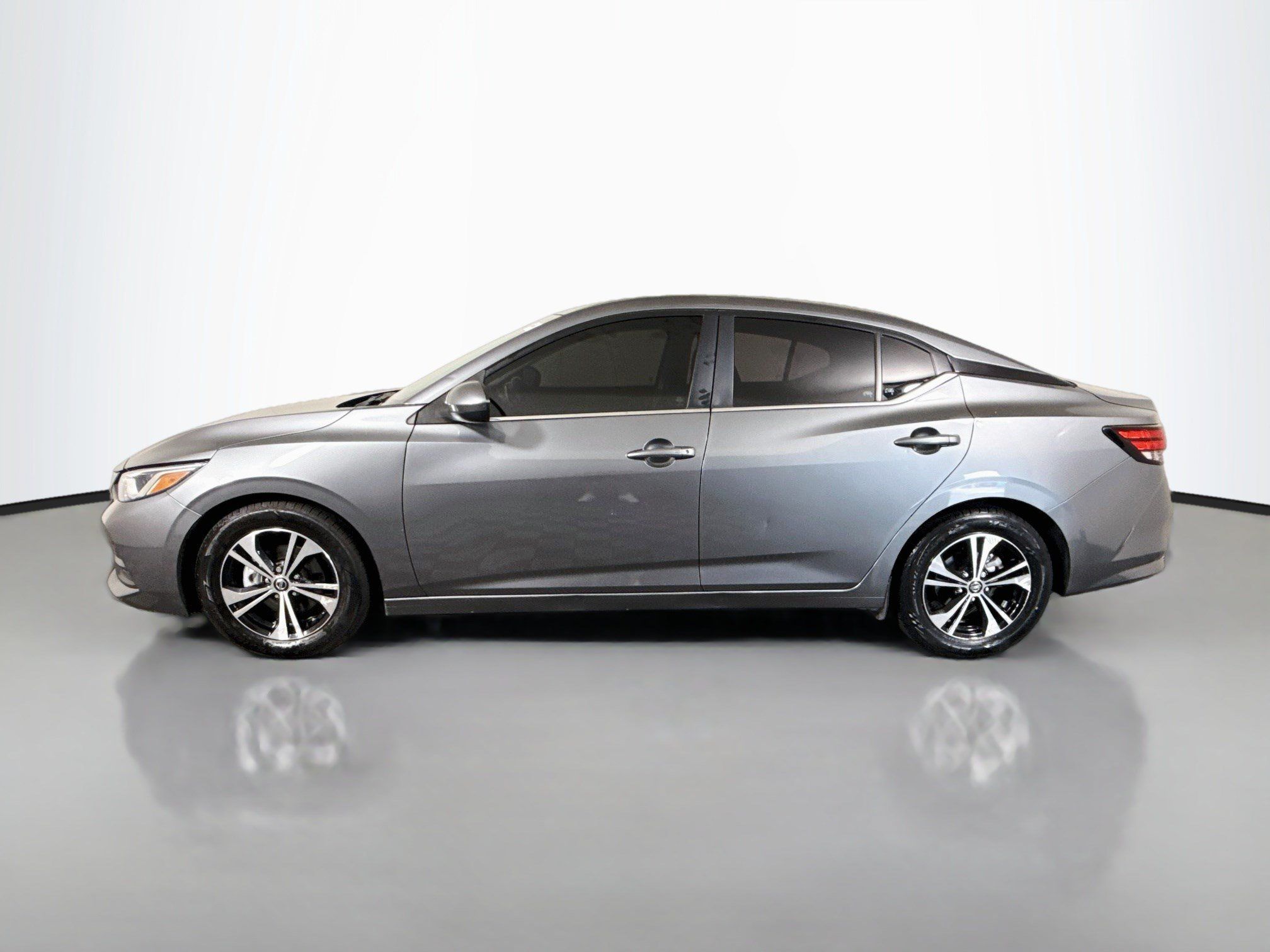 Used 2022 Nissan Sentra SV w/ Trunk Package FWD image 6