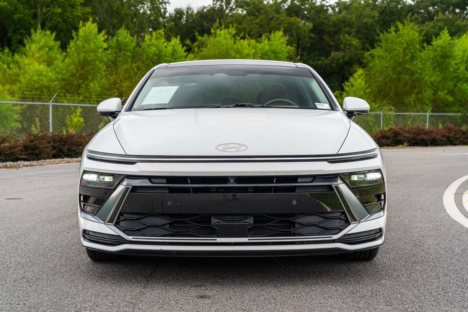 Used 2024 Hyundai Sonata Limited FWD image 2
