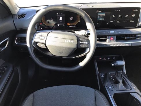 New 2025 Kia K4 image 10