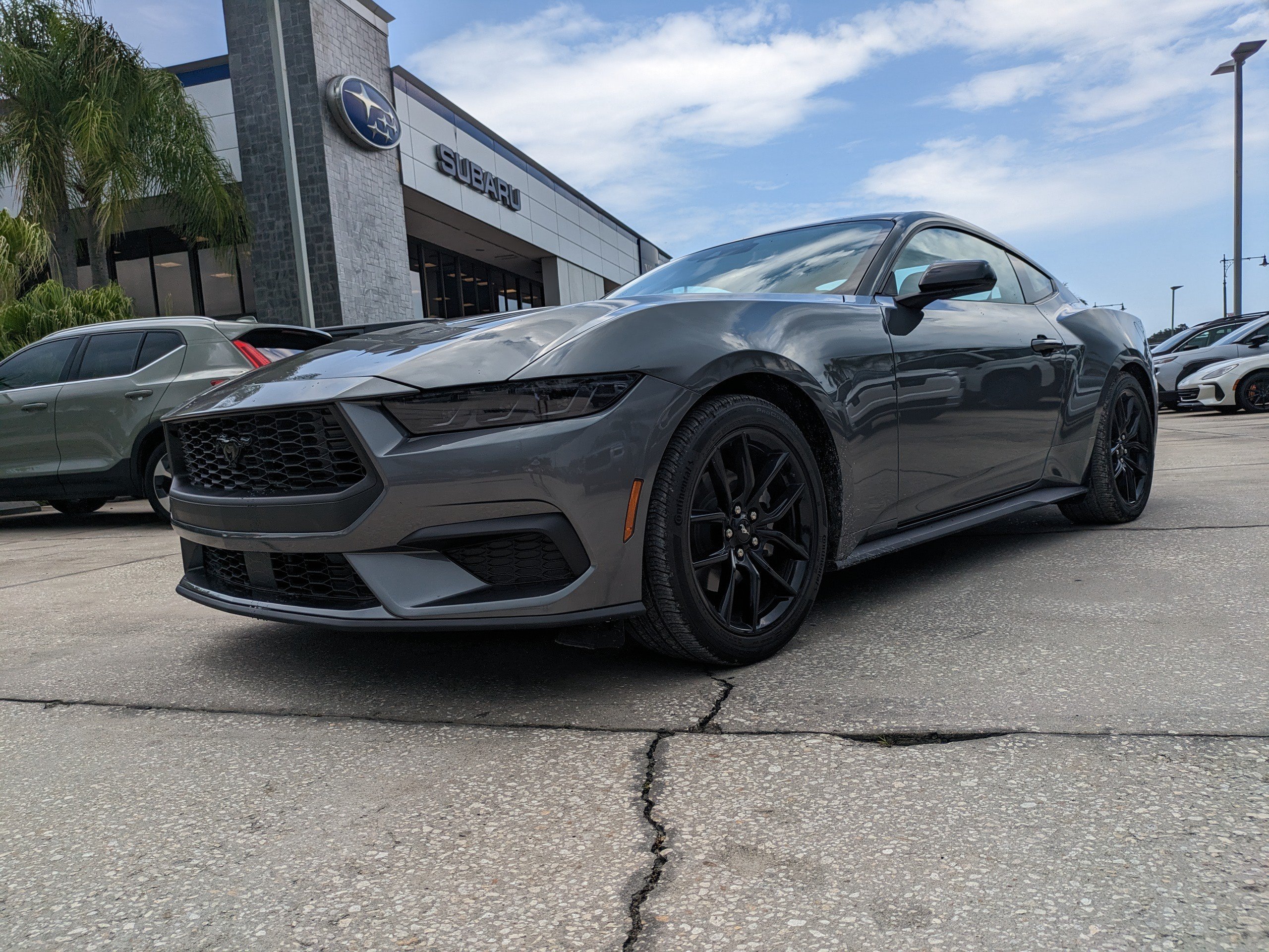 Used 2025 Ford Mustang Coupe RWD image 8