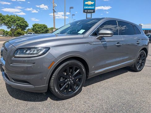 Used 2022 Lincoln Nautilus Reserve AWD/4WD image 1