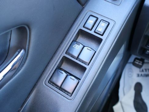 Used 2023 Nissan Frontier SV w/ SV Convenience Package image 16