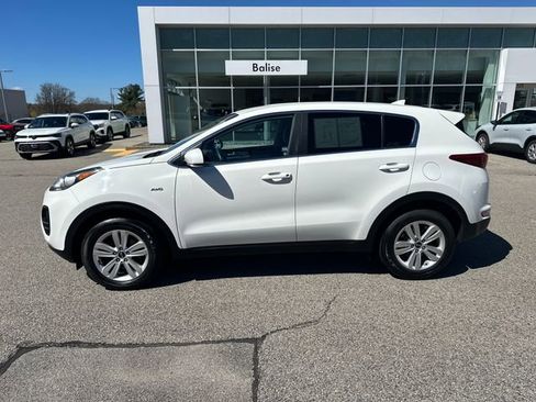 Used 2019 Kia Sportage LX image 4
