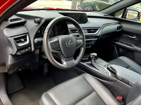 Used 2020 Lexus UX 200 w/ Premium Package FWD image 18