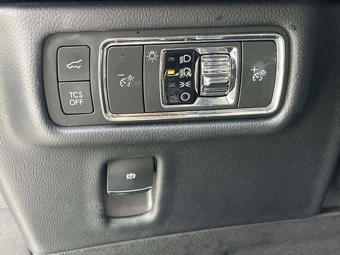 Used 2022 Lincoln Nautilus Reserve image 15