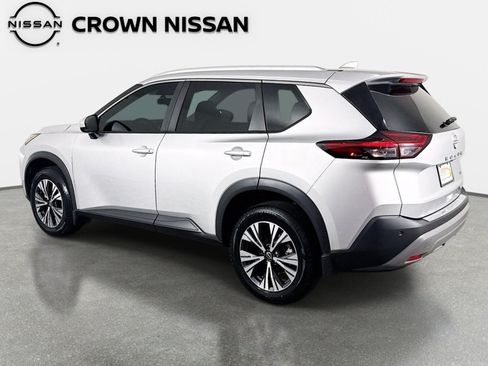 Used 2023 Nissan Rogue SV w/ SV Premium B Package FWD image 7