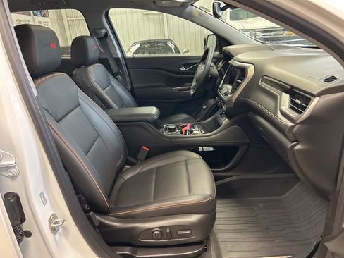 Used 2023 GMC Acadia AT4 image 29