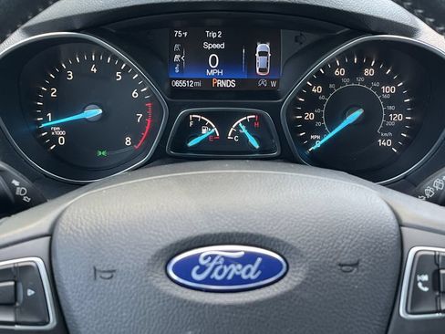 Used 2019 Ford Escape SE FWD image 13