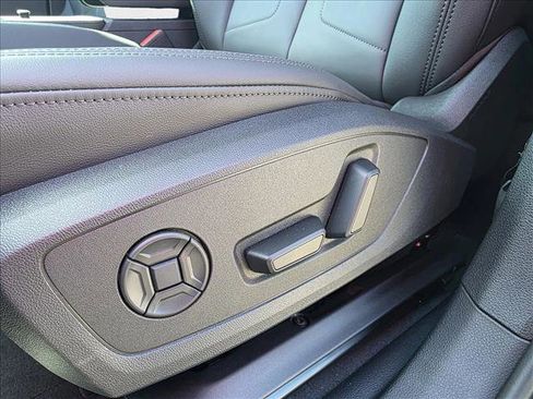 New 2025 Audi Q3 2.0T Premium w/ Convenience Package image 15