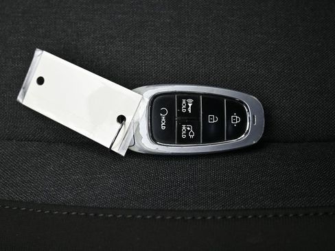 Used 2022 Hyundai Ioniq 5 SE w/ Cargo Package image 28