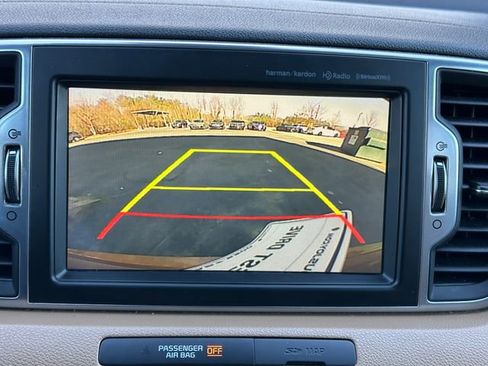 Used 2017 Kia Sportage SX image 20