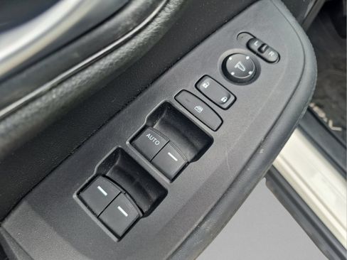 Certified 2024 Honda HR-V LX image 16