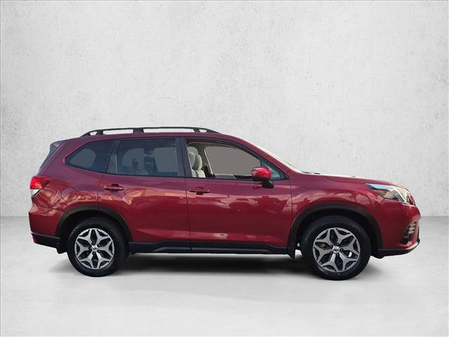 Certified 2022 Subaru Forester Premium w/ Popular Package #1 AWD/4WD image 4