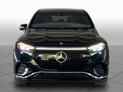 Used 2023 Mercedes-Benz EQS 580 4MATIC SUV image 3