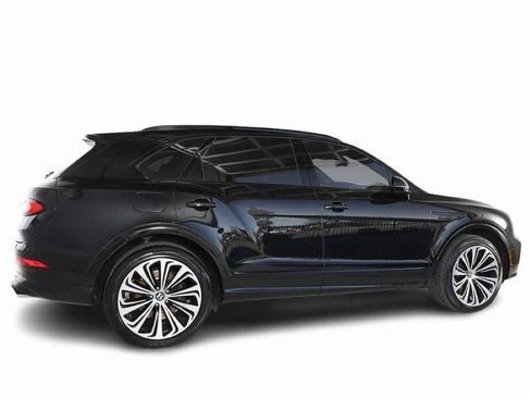 Used 2021 Bentley Bentayga AWD/4WD image 5