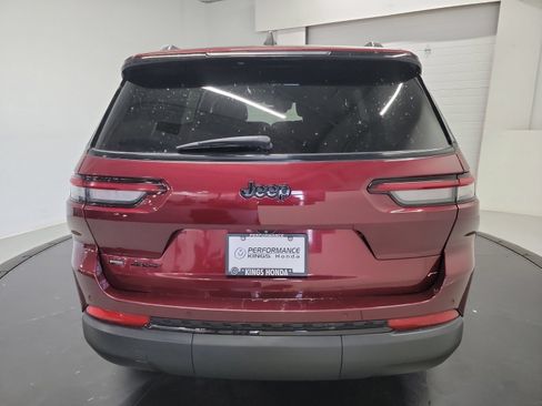 Used 2021 Jeep Grand Cherokee L Laredo AWD/4WD image 8