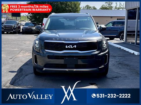 Used 2022 Kia Telluride EX w/ EX Premium Package image 2