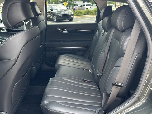 Used 2025 Genesis GV80 2.5T Standard AWD/4WD image 25