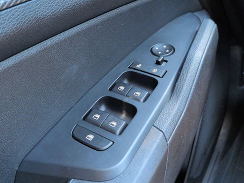 Certified 2025 Kia Sportage LX FWD image 22