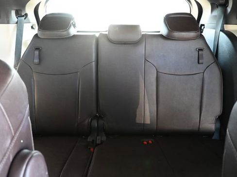 Used 2021 Toyota Sienna Platinum image 25