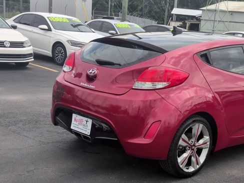 Used 2016 Hyundai Veloster w/ Option Group 02 FWD image 8