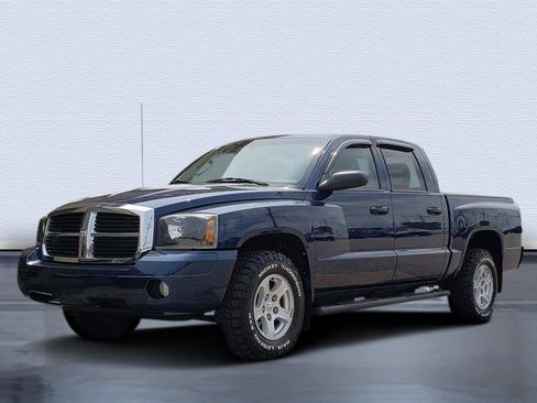 Used 2007 Dodge Dakota SLT w/ Popular Equipment Group RWD image 1