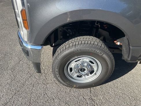 New 2026 Ford F250 XL AWD/4WD image 10
