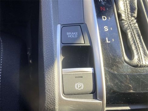 Used 2019 Honda Civic EX image 27