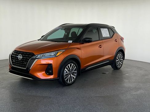 Used 2023 Nissan Kicks SR FWD image 10