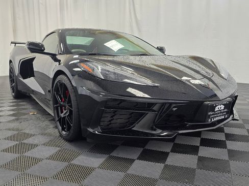 Used 2024 Chevrolet Corvette Stingray Premium Conv image 9