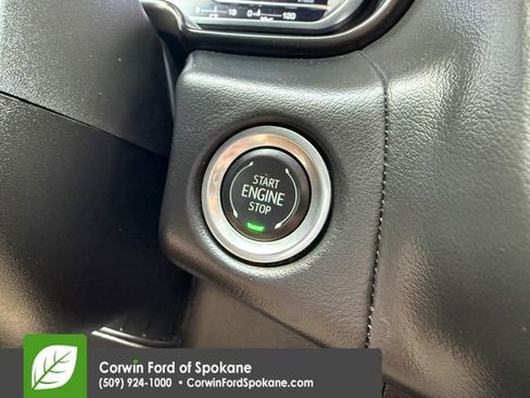 Used 2024 GMC Yukon XL SLT image 29