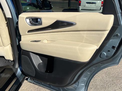 Used 2019 INFINITI QX60 Luxe w/ Essential Package image 33