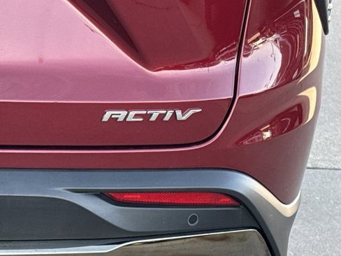 Used 2024 Chevrolet Trax ACTIV w/ Driver Confidence Package image 8