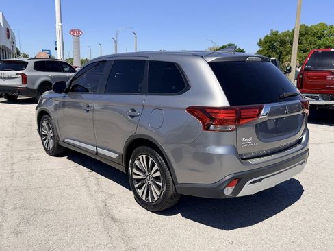 Used 2020 Mitsubishi Outlander ES image 7