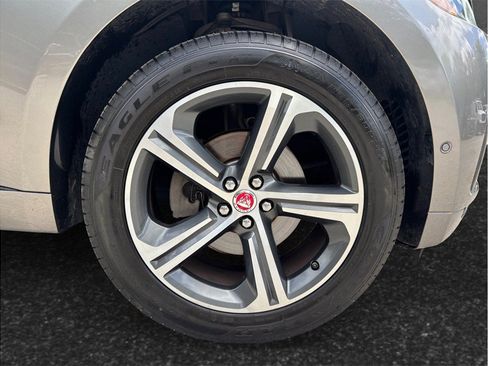 Used 2018 Jaguar F-PACE R-Sport AWD/4WD image 13