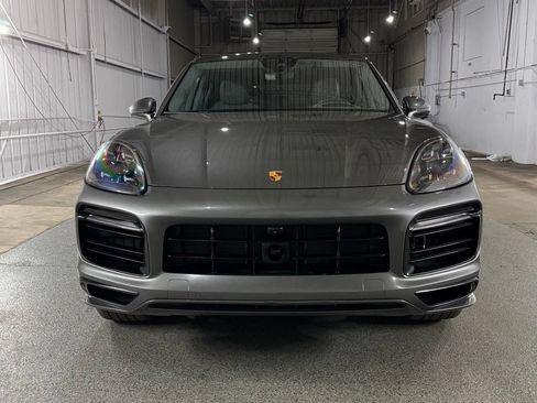 Used 2022 Porsche Cayenne GTS AWD/4WD image 5