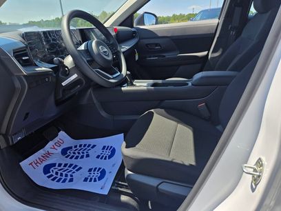 New 2026 Nissan Kicks S