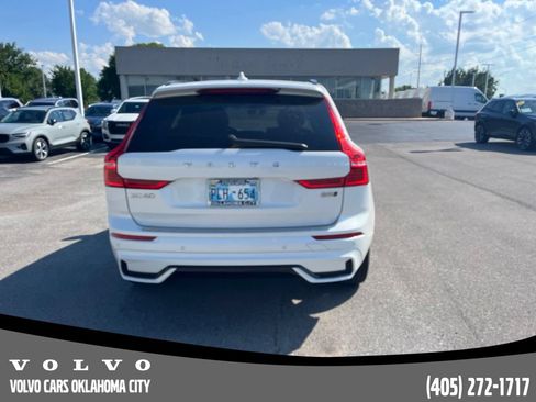 Used 2024 Volvo XC60 B5 Plus w/ Protection Package Premier AWD/4WD image 6