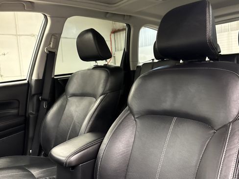 Used 2017 Subaru Forester 2.5i Touring w/ Popular Package #2 image 6