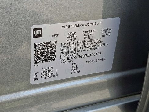 Used 2023 Chevrolet Traverse Premier AWD/4WD image 33