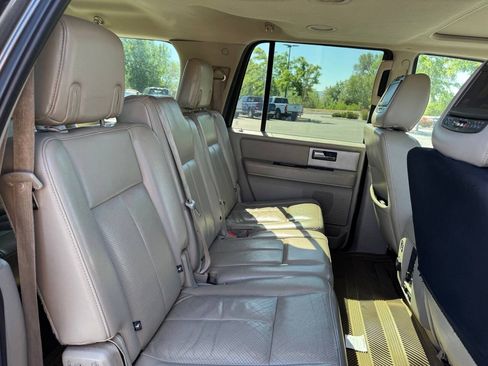 Used 2011 Ford Expedition Max Limited AWD/4WD image 17
