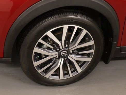 Used 2023 Nissan Kicks SV image 29