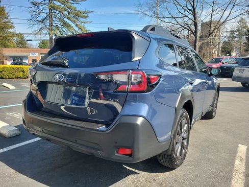Used 2025 Subaru Outback Onyx Edition image 3