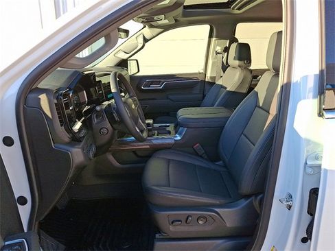 New 2026 Chevrolet Silverado 1500 LTZ w/ LTZ Premium Package image 6