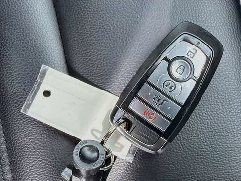 Used 2024 Ford Edge SEL w/ Convenience Package AWD/4WD image 34